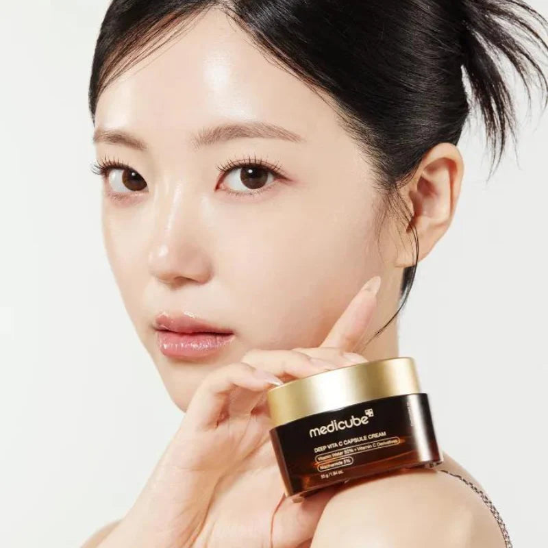 MEDICUBE Deep Vita C Capsule Cream 55g