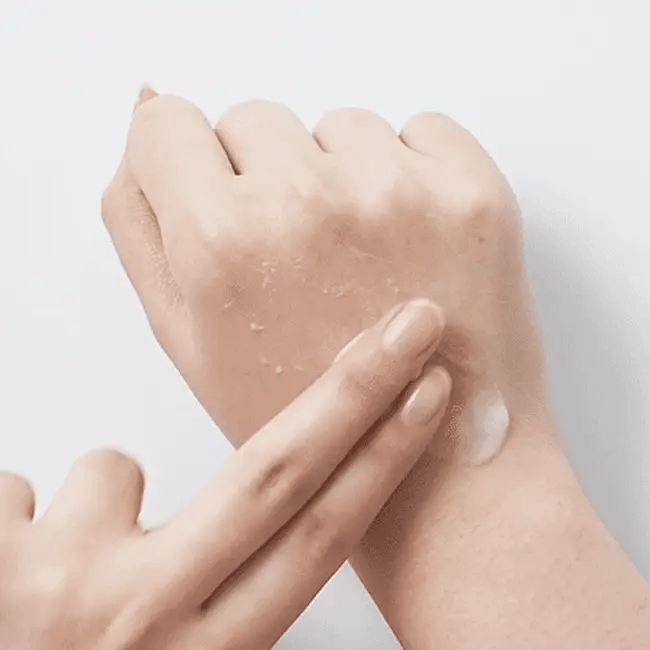 DR.G BRIGHTENING PEELING GEL